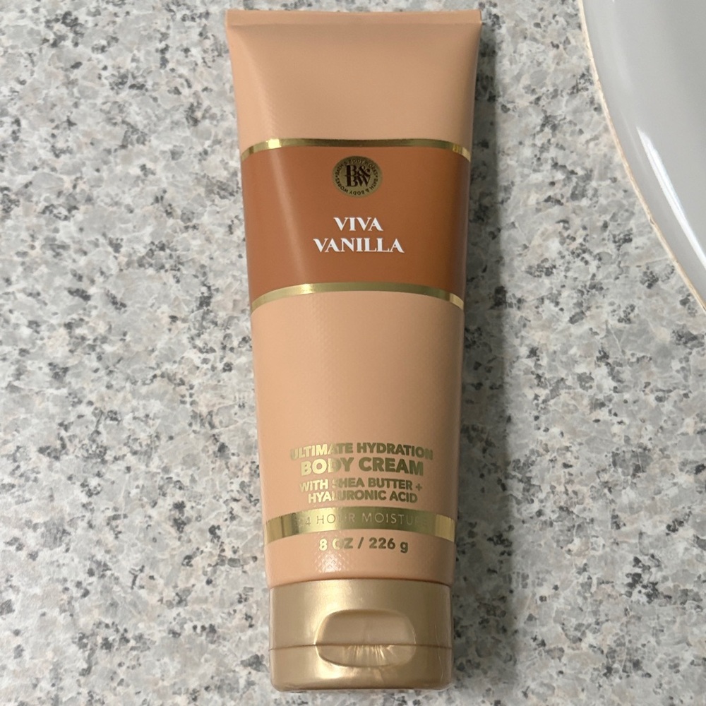 Bath & Body Works Viva Vanilla Body Cream - Tan and Gold